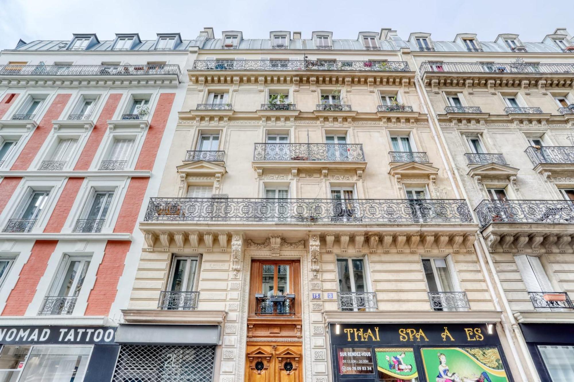 Grand Appart Spacieux Renove Paris Metro Wifi エクステリア 写真